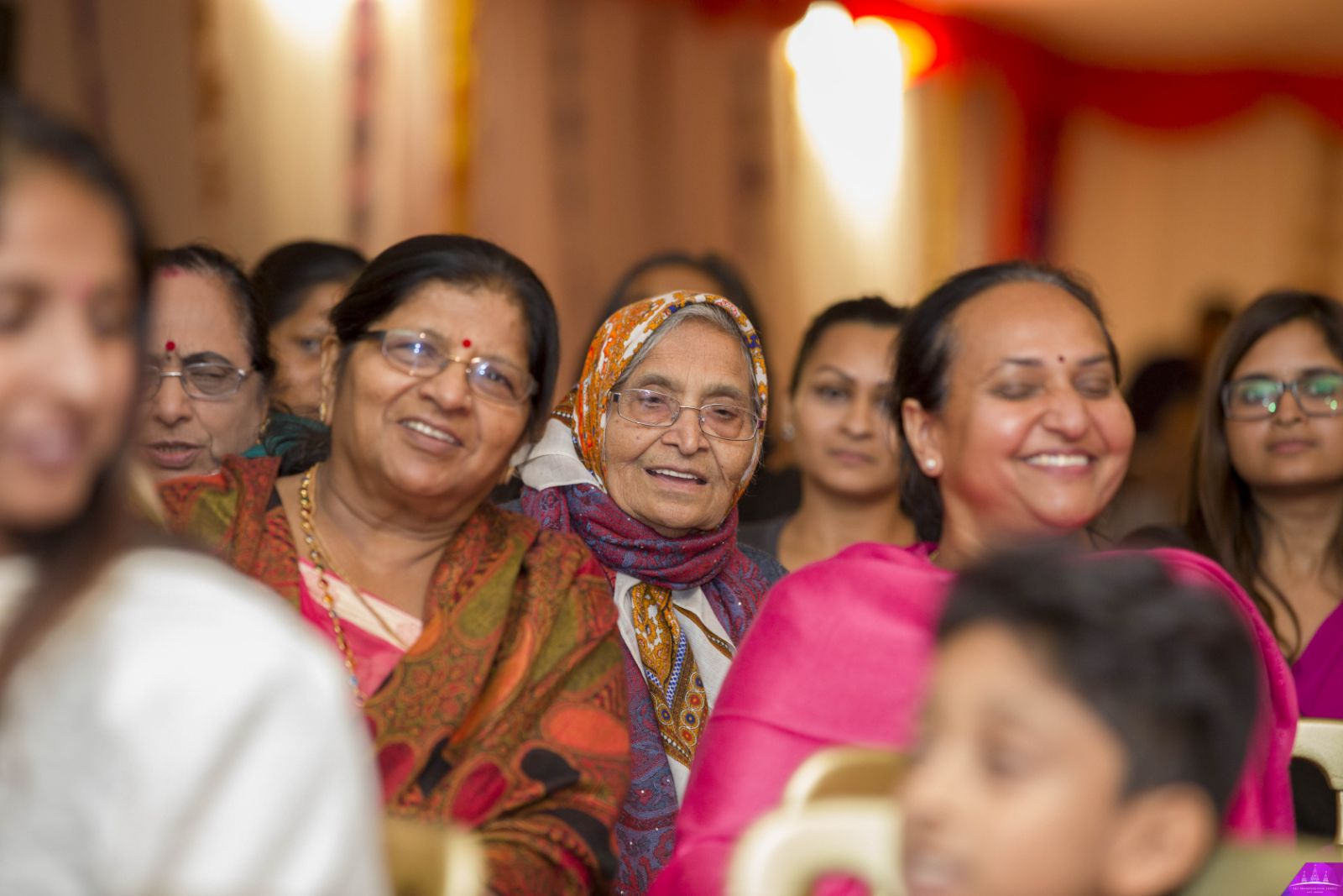 ©1987-2017 SKS Swaminarayan Temple East London
